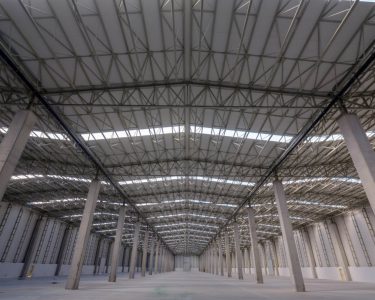 stracons stahlbau hallenbau lagerhalle produktionshalle gewerbehalle industriehalle agrarhalle landwirtschaftliche halle sonderkonstruktionen sanierung